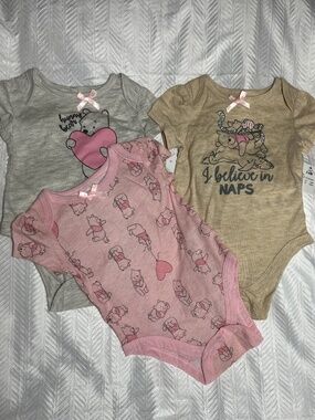 Winnie the Pooh 3-6 Months Onesies Bodysuits DISNEY Baby SET of 3! NEW